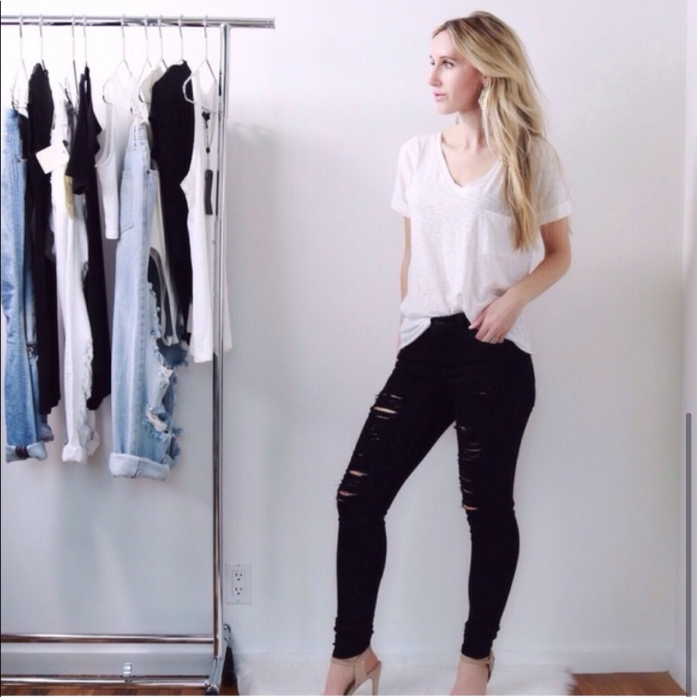 NWOT Black Ripped Jeans